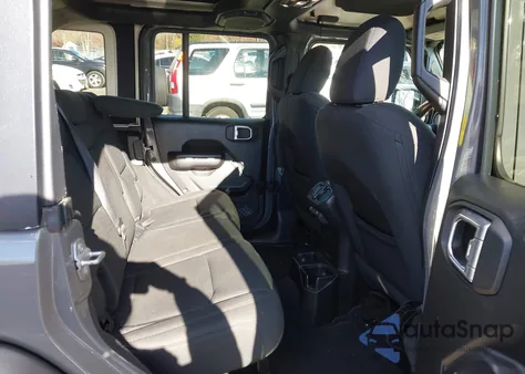 2021 Jeep Wrangler Unlimited Sport Altitude 4X4 z USA, uszkodzony, nr VIN 1C4HJXDN4MW576983